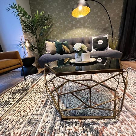 Modern 2 Bedroom Aesthetic Apt マンチェスター エクステリア 写真