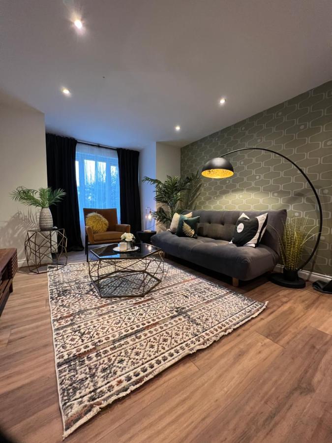 Modern 2 Bedroom Aesthetic Apt マンチェスター エクステリア 写真