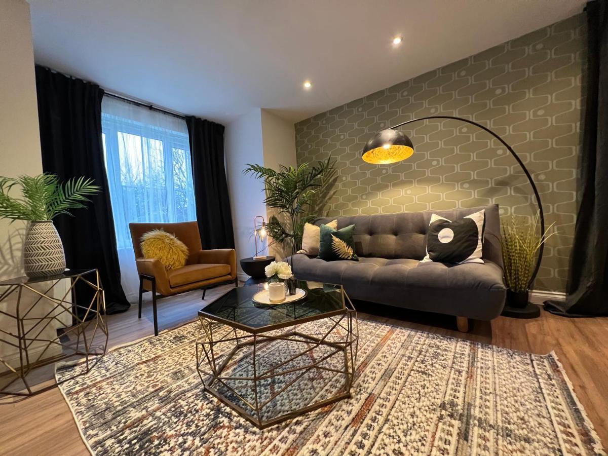 Modern 2 Bedroom Aesthetic Apt マンチェスター エクステリア 写真
