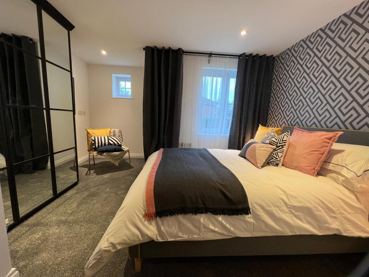 Modern 2 Bedroom Aesthetic Apt マンチェスター エクステリア 写真